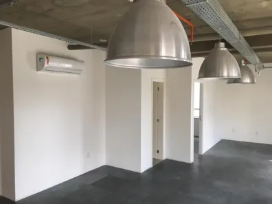 Sala Comercial para alugar, 82m² no Vila Gertrudes, São Paulo
