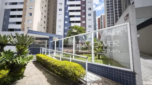Apartamento com 3 Quartos para alugar, 79m² no Rebouças, Curitiba