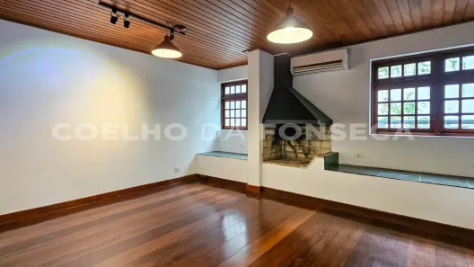 Casa com 3 Quartos para alugar, 180m² no Vila Nova Conceição, São Paulo
