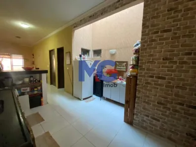Casa com 2 Quartos à venda, 125m² no Jardim Gonzaga, Juazeiro do Norte