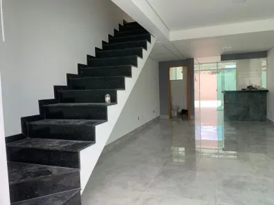 Casa com 3 Quartos à venda, 177m² no Parque Xangri-Lá, Contagem