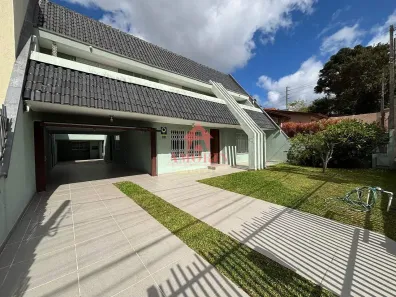 Casa com 5 Quartos à venda, 296m² no São Lourenço, Curitiba