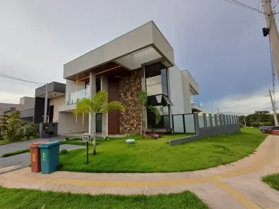 Casa de Condomínio com 4 Quartos à venda, 317m² no Jardins Bolonha, Senador Canedo