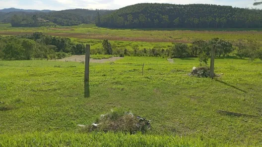 Fazenda/Sítio com 2 Quartos à venda, 100m² no Porteira Preta, Mogi das Cruzes