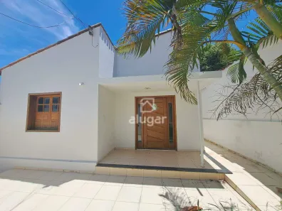 Casa com 5 Quartos à venda, 200m² no São José, Montes Claros