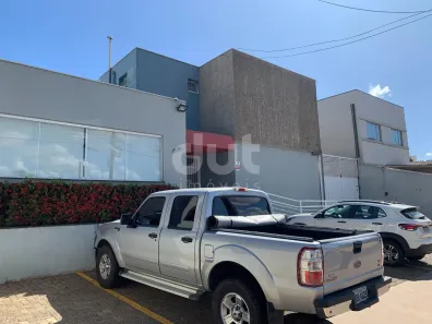 Prédio Comercial com 7 Quartos à venda, 591m² no Jardim Guanabara, Campinas