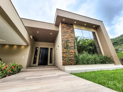 Casa de Condomínio com 4 Quartos à venda, 380m² no Ubatiba, Maricá