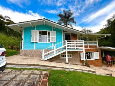 Casa de Condomínio com 5 Quartos à venda, 200m² no Green Valleiy, Teresópolis