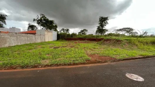 Lote/Terreno à venda, 530m² no Shopping Park, Uberlândia