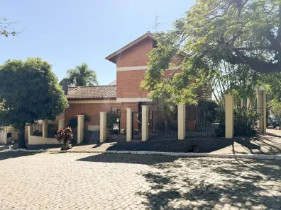 Sobrado com 3 Quartos à venda, 364m² no Marechal Rondon, Canoas