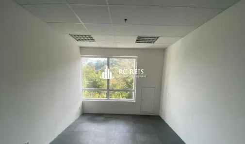 Sala Comercial à venda, 30m² no Tamboré, Santana de Parnaíba