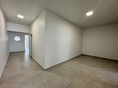 Casa com 3 Quartos para venda ou aluguel, 145m² no , Penedo