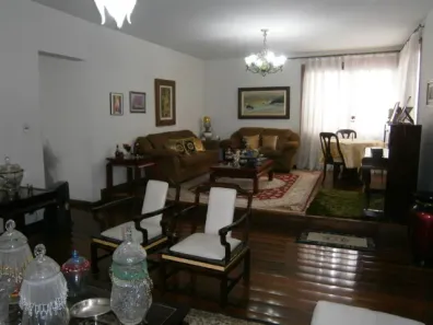 Casa com 5 Quartos à venda, 319m² no São José, Belo Horizonte