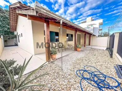 Casa com 3 Quartos à venda, 101m² no Itacolomi, Balneário Piçarras