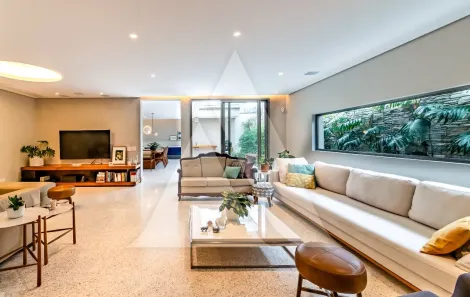 Casa com 3 Quartos à venda, 260m² no Vila Madalena, São Paulo