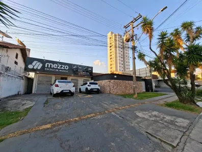 Casa com 6 Quartos à venda, 358m² no Jardim América, Goiânia