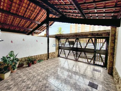 Casa com 2 Quartos à venda, 101m² no Real, Praia Grande