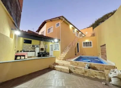 Casa com 3 Quartos à venda, 78m² no Itapuã, Salvador