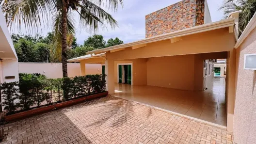 Casa com 3 Quartos à venda, 238m² no Plano Diretor Sul, Palmas