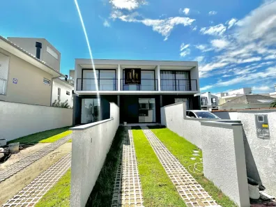 Sobrado com 2 Quartos à venda, 115m² no Cachoeira do Bom Jesus, Florianópolis