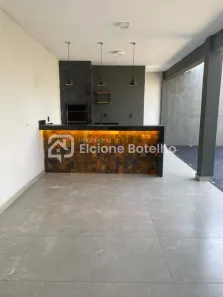Casa de Condomínio com 2 Quartos para alugar, 130m² no Jardim Holanda, Uberlândia