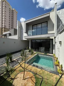 Sobrado com 3 Quartos à venda, 153m² no Parque Amazônia, Goiânia