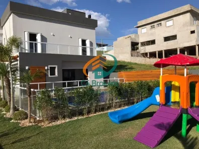Sobrado com 3 Quartos à venda, 215m² no Campo Novo, Bragança Paulista