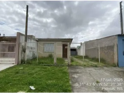 Casa com 2 Quartos à venda, 94m² no Três Vendas, Pelotas