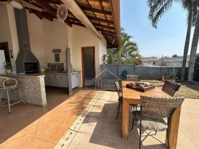 Casa de Condomínio com 4 Quartos à venda, 250m² no Centro, Vinhedo