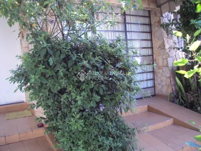 Casa com 4 Quartos à venda, 210m² no Jardim São Pedro, Porto Alegre