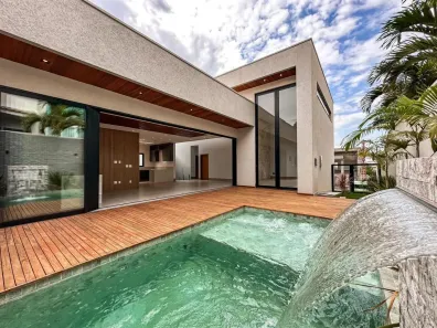 Casa de Condomínio com 4 Quartos à venda, 351m² no Condomínio do Lago 1ª Etapa, Goiânia