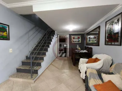 Casa de Condomínio com 2 Quartos à venda, 75m² no Jardim Guerreiro, Cotia