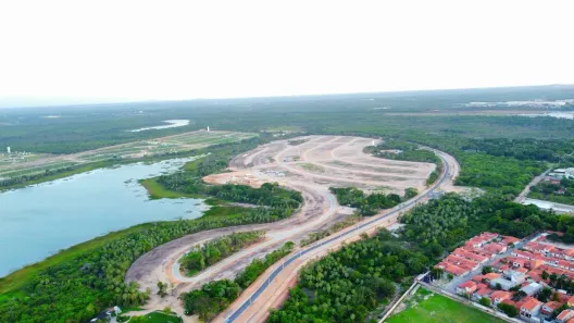 Lote/Terreno à venda, 450m² no Cidade Alpha, Eusébio