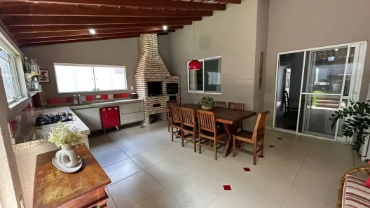 Casa de Condomínio com 4 Quartos à venda, 139m² no Chácaras Saudáveis e Encantadoras, Jundiaí