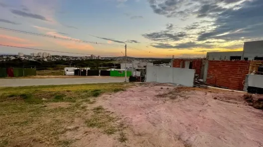 Lote/Terreno à venda, 330m² no Loteamento Terras Alpha São José dos Campos, São José dos Campos