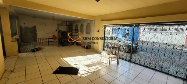 Casa com 5 Quartos à venda, 200m² no Vila Liviero, São Paulo