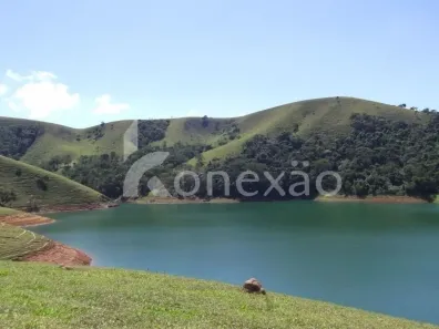 Fazenda/Sítio com 4 Quartos à venda, 200m² no , Paraibuna