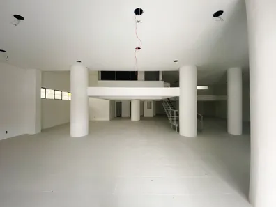 Ponto Comercial para alugar, 466m² no Menino Deus, Porto Alegre