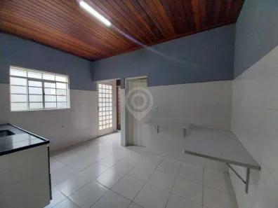 Casa com 2 Quartos para alugar, 84m² no Centro, Itatiba