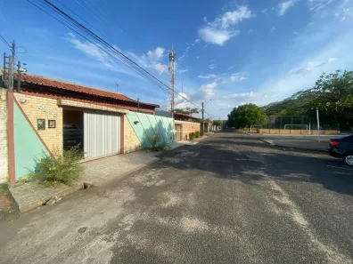 Casa com 3 Quartos à venda, 193m² no Acarape, Teresina