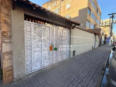 Casa com 3 Quartos à venda, 327m² no Aterrado, Volta Redonda
