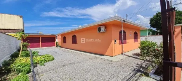 Casa com 4 Quartos à venda, 131m² no Aririú, Palhoça