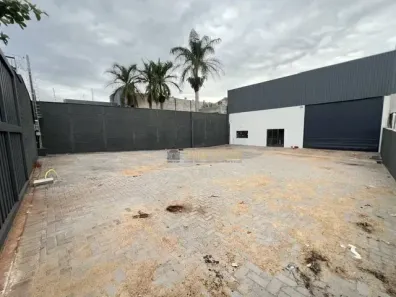Imóvel Comercial com 1 Quarto para alugar, 630m² no Conjunto Santa Rita 6, Londrina