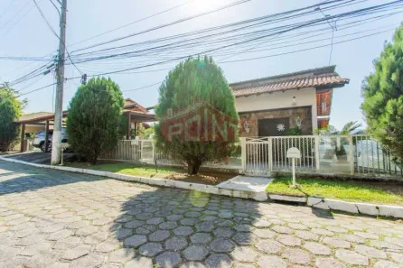 Casa de Condomínio com 3 Quartos à venda, 360m² no Sapê, Niterói