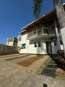 Casa de Condomínio com 3 Quartos à venda, 255m² no Centro, Contagem