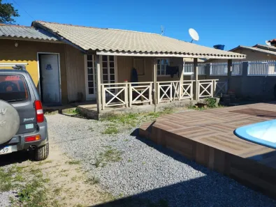 Casa com 5 Quartos à venda, 197m² no Araçatuba, Imbituba