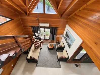 Casa com 3 Quartos para alugar, 269m² no Campeche, Florianópolis