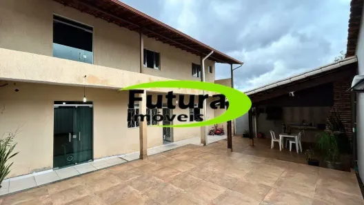 Casa com 4 Quartos à venda, 243m² no Santa Helena (Barreiro), Belo Horizonte