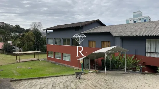 Sala Comercial para alugar, 475m² no Carvoeira, Florianópolis
