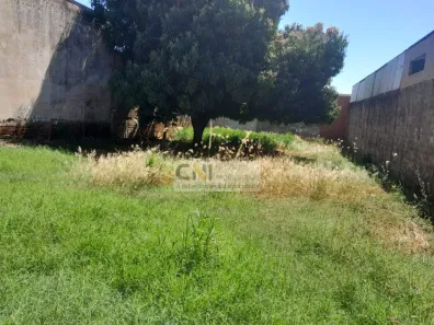 com 1 Quarto à venda, 1m² no Parque Residencial Joaquim Toledo Piza, Londrina